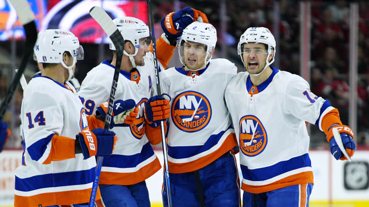 Les New York Islanders ont failli perdre contre les Blackhawks de Chicago en huit minutes